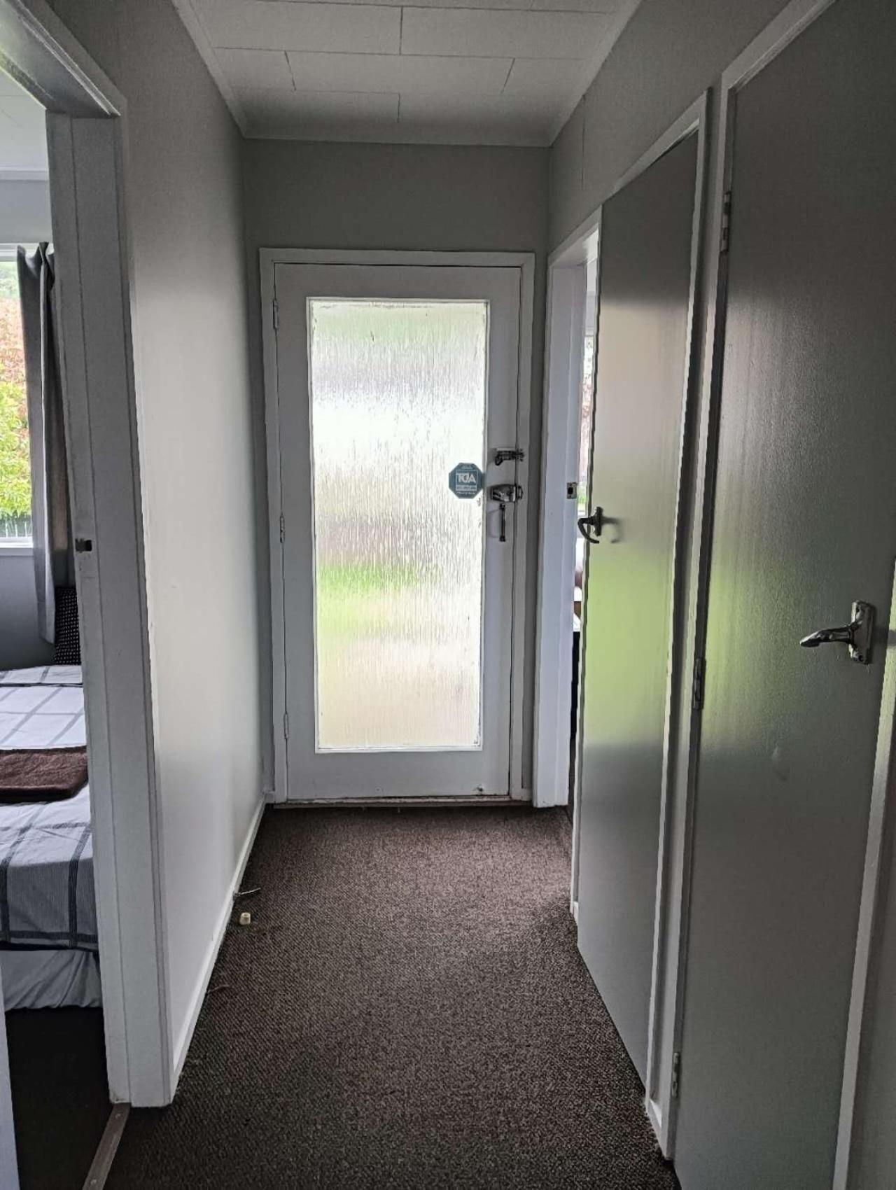 Three-Bedroom House A At 23 Mallard Drive, Selwyn Heights Rotorua Eksteriør billede
